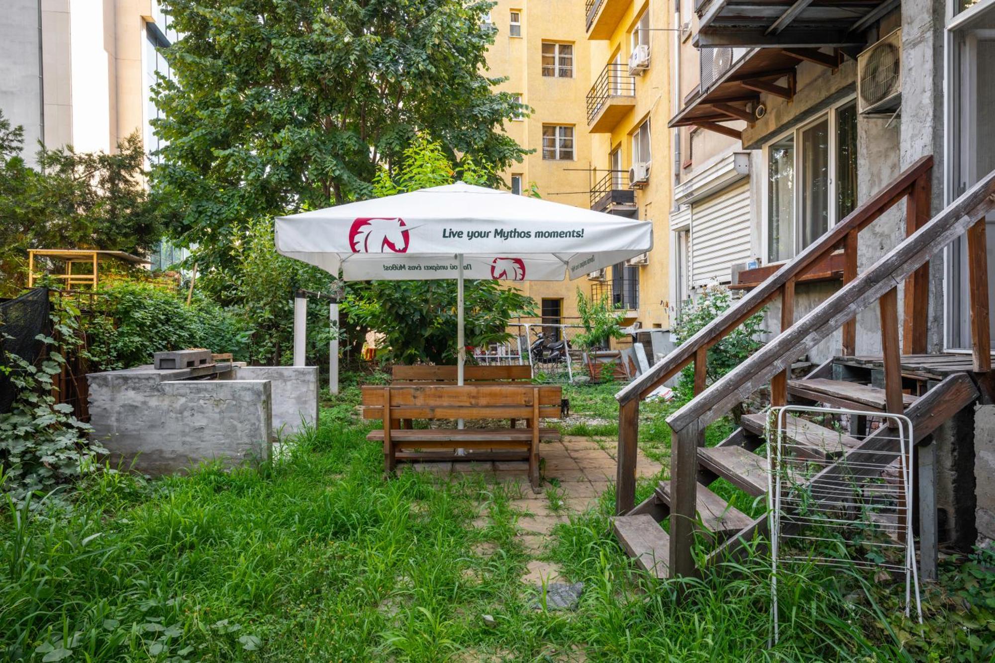 Sofia'S 1Bd Colourful Getaway Near Ndk Apartment Exterior photo